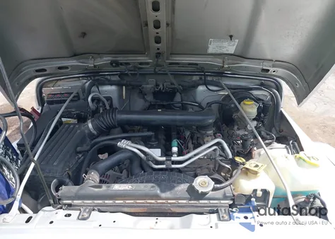 2005 Jeep Wrangler X from USA, damaged, VIN 1J4FA39S55P373847